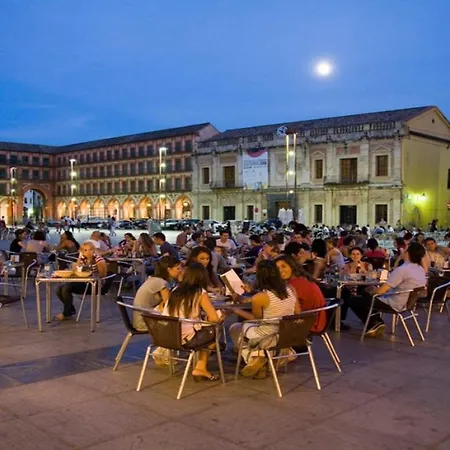Apartamento Paseo De La Ribera Apartment *
